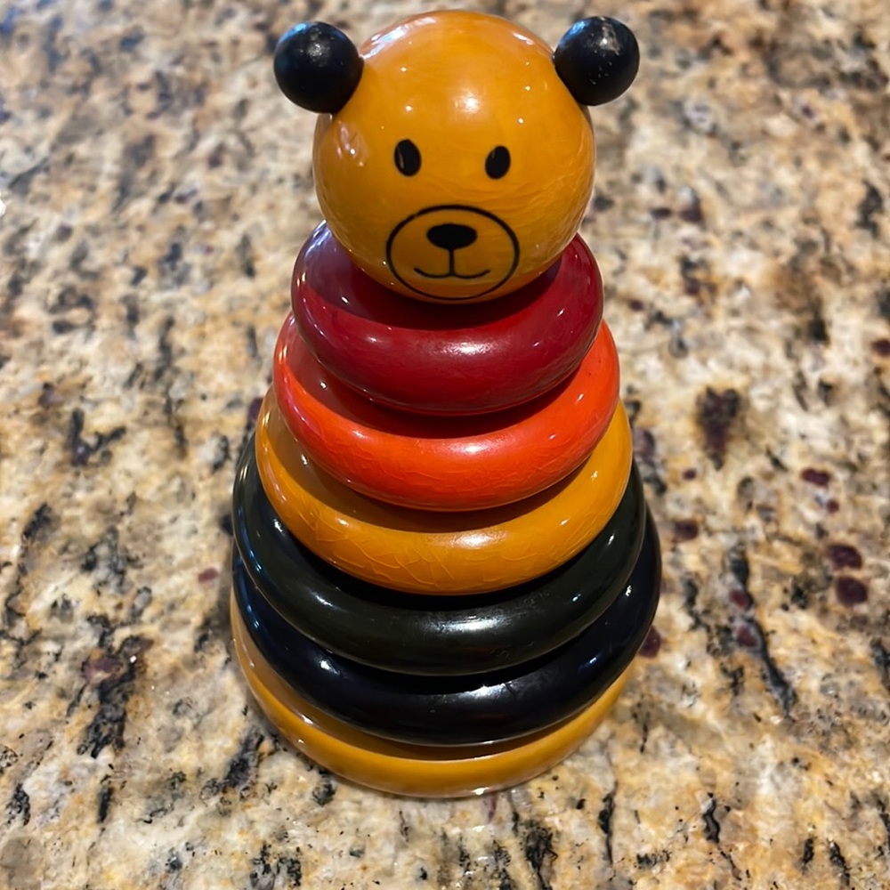 Maya organic rainbow wooden stacking rings cub